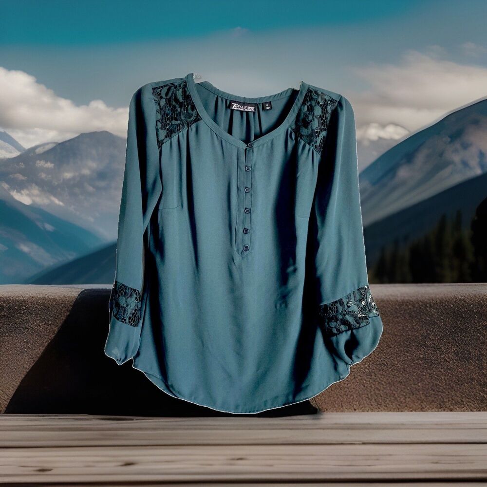 7th Avenue Design Studio XS Green Button Front Blouse Lace Excellent Condition